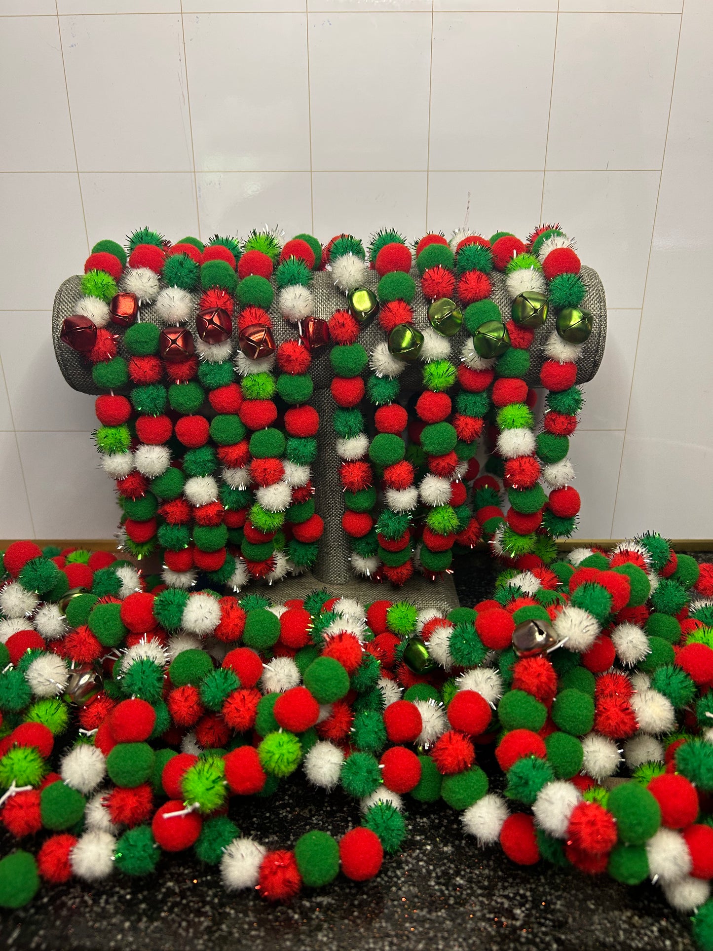 Christmas Pom-Pom Collars