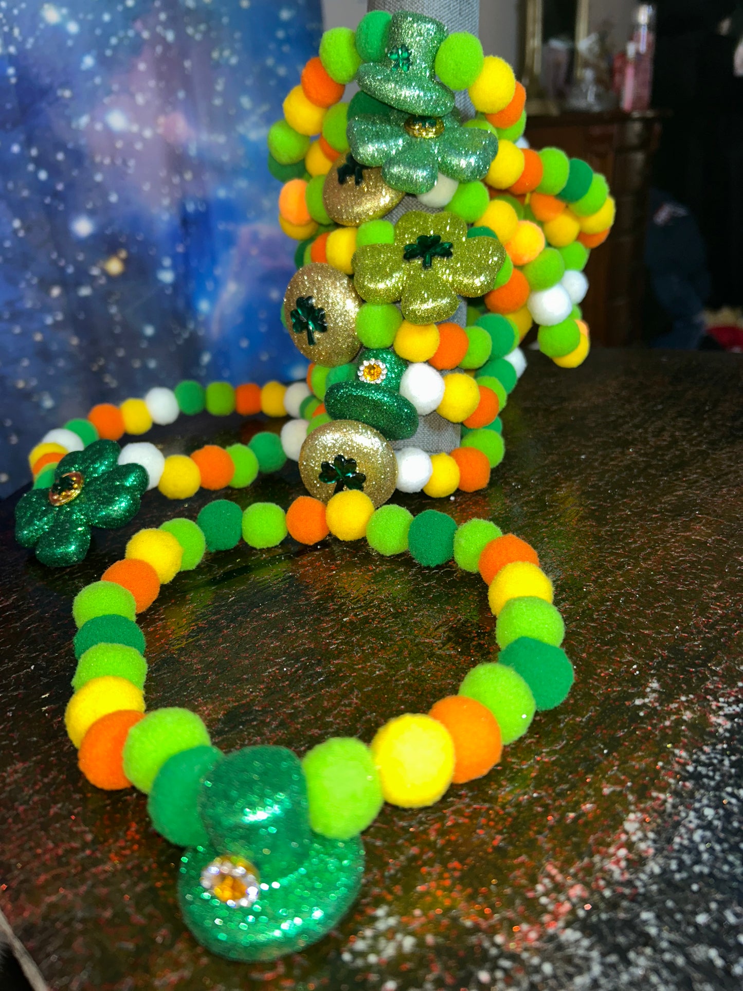 St. Patrick day Pom Pom collars