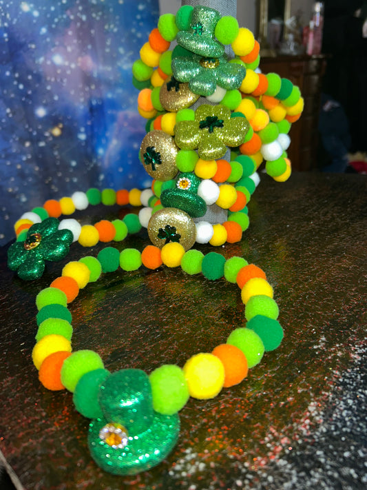 St. Patrick day Pom Pom collars
