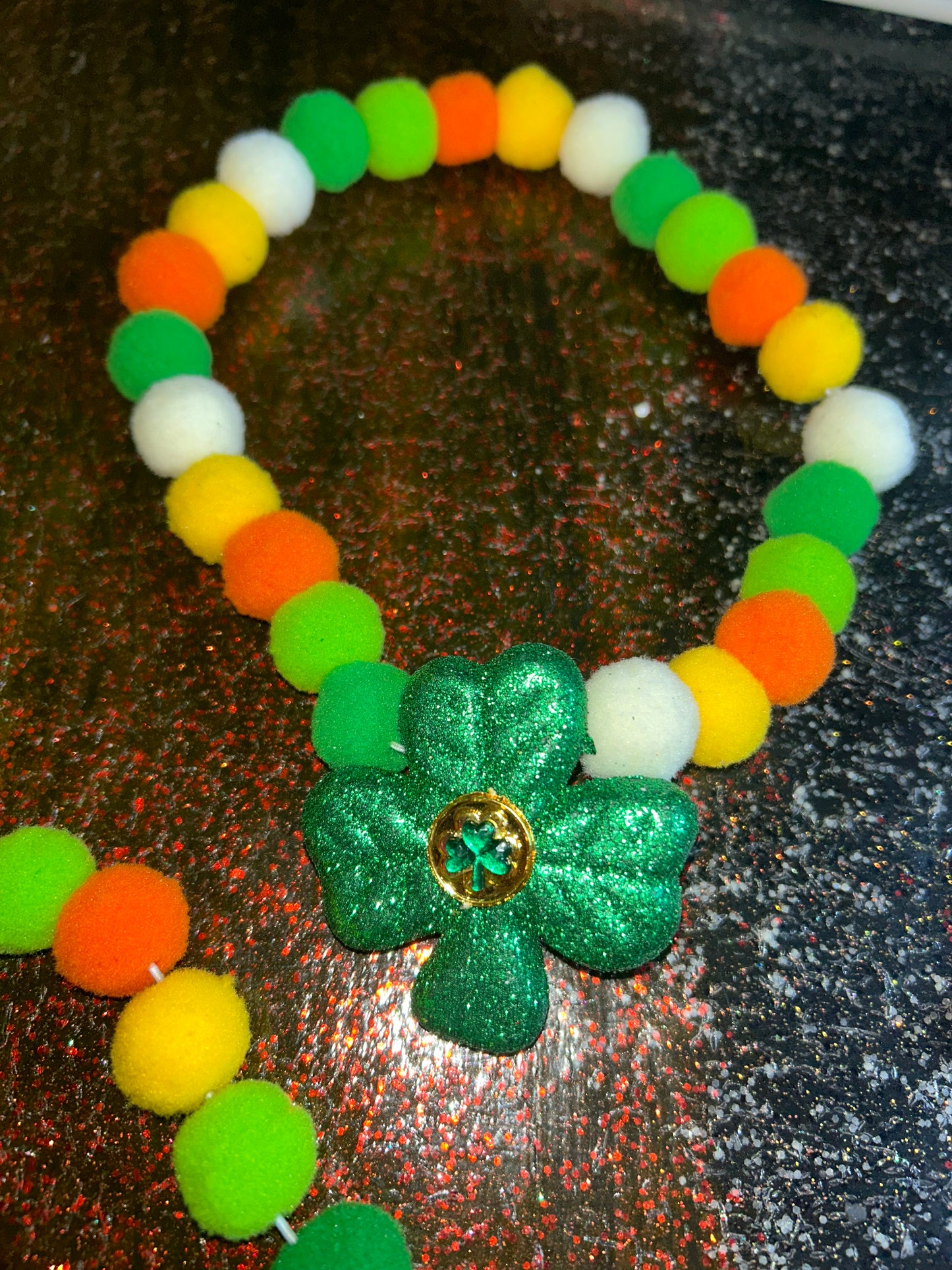 St. Patrick day Pom Pom collars